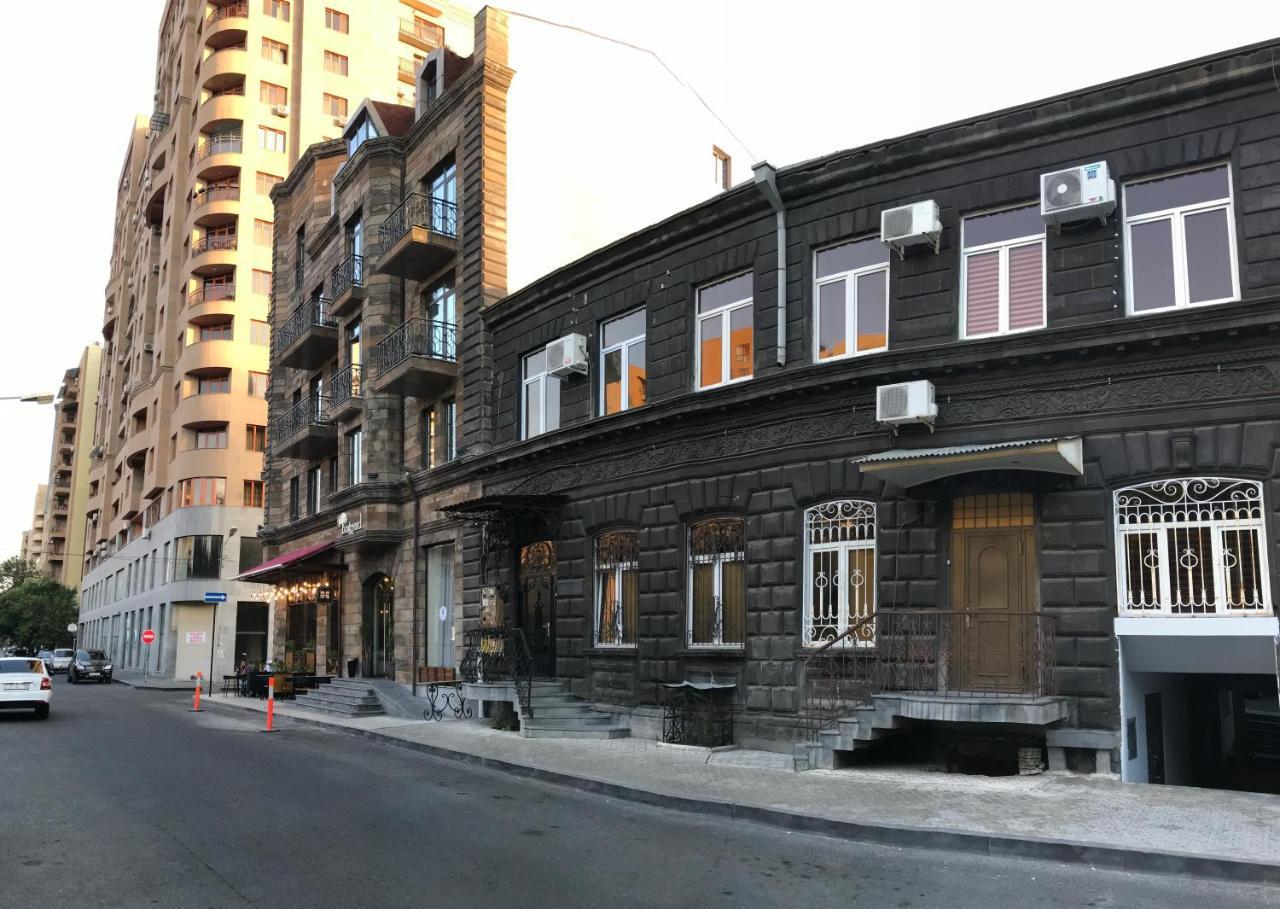 Apartment By Family Hotel Erivan Exterior foto